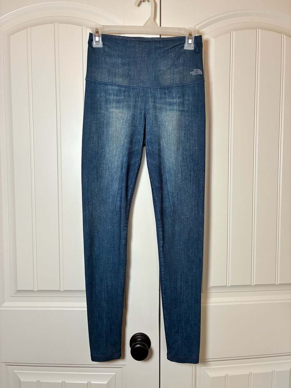 The North Face FlashDry High-Waisted Denim-Print Leggings